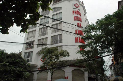 Phòng[-]khám[-]Maria[-]liên[-]tục[-]mắc[-]sai[-]phạm[-]nhưng[-]chỉ[-]bị[-]xử[-]lý[-]hành[-]chính